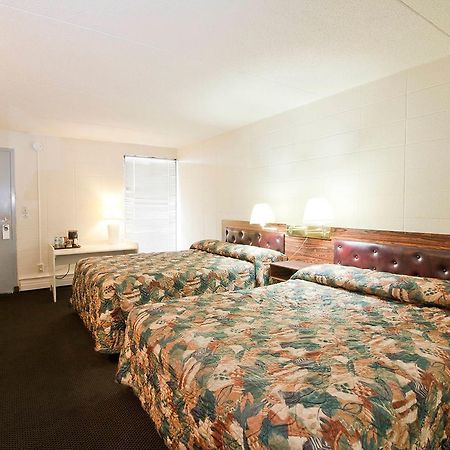 Aladdin Motel 埃德蒙顿 外观 照片